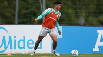 Palmeiras treina no Paraguai e se prepara para receber o Vasco